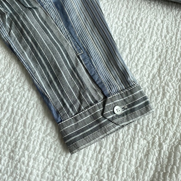 TOMMY HILFIGER Blue Gray White Stripe Shirt, Baby Doll Back Tab, Button Down - Picture 7 of 13